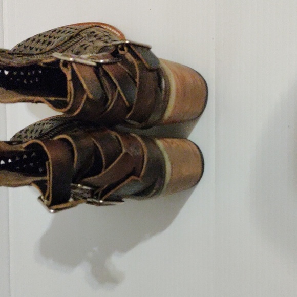 Rare FreeBird DAHLIA Brown Dahlia Star/ Moon Cutout Boots size 7 - Picture 8 of 15